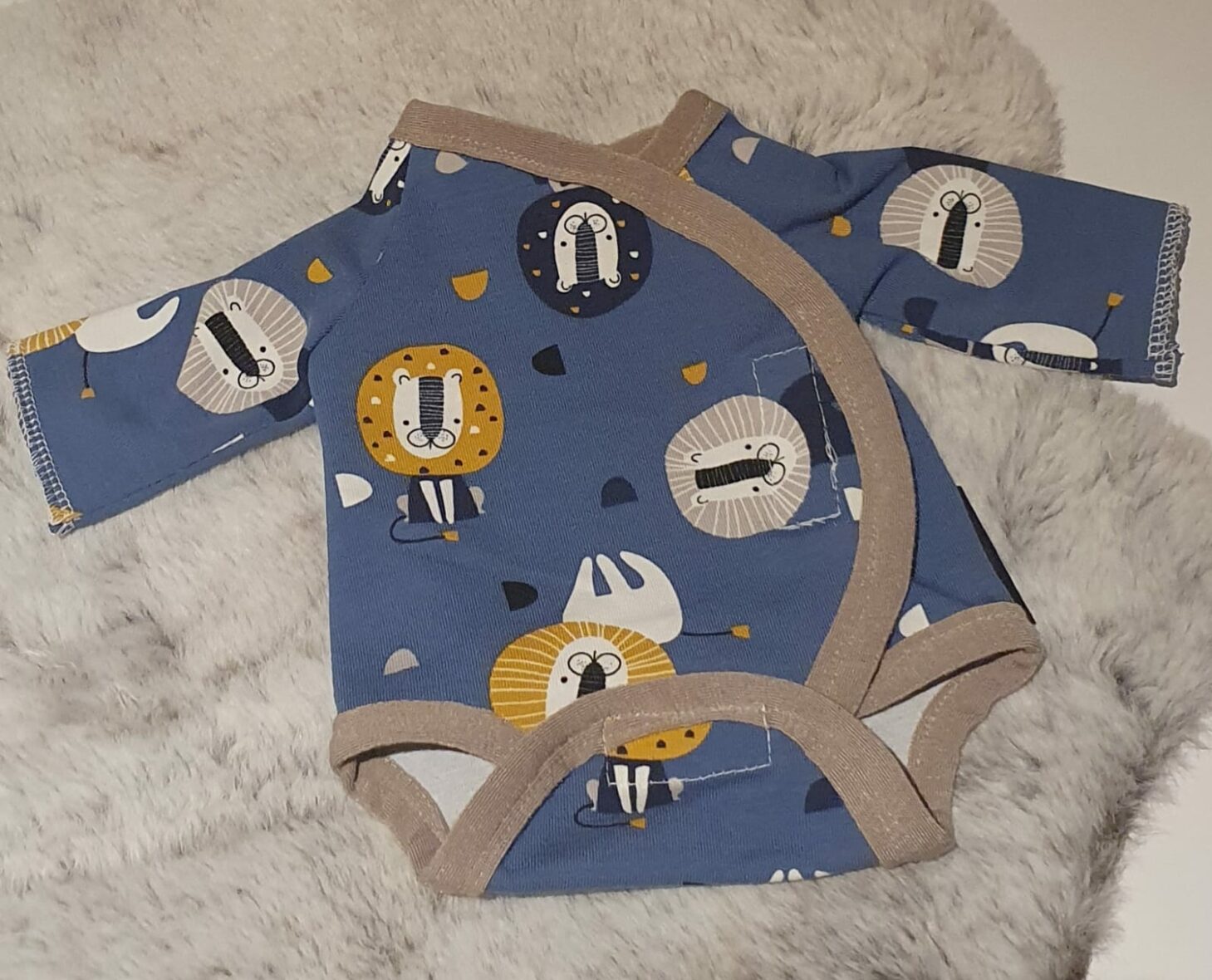 Lion Romper maat 38